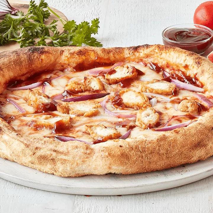 Why BBQ Chicken Pizza Is the Ultimate Summer?Vibe