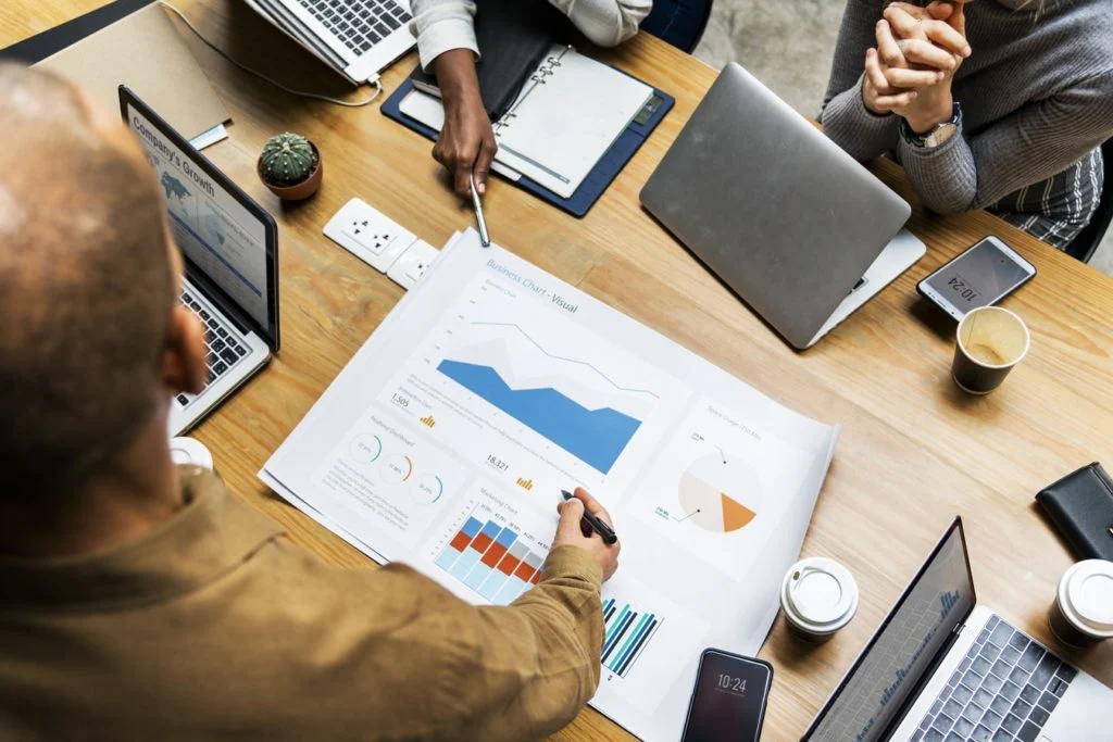 Comparing Traditional vs Digital Marketing Agencies in Lahore