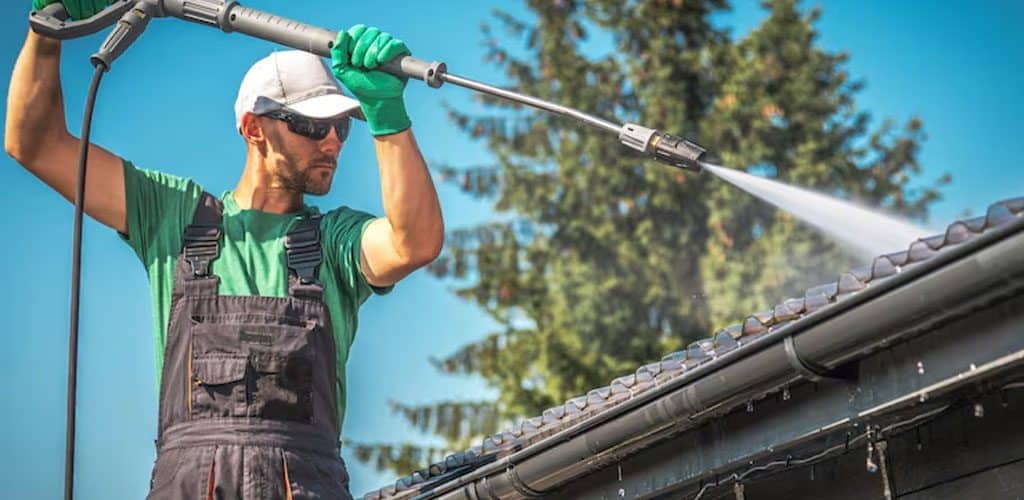 Professional Gutter Cleaning Surrey BC – Protect Your Home from Water Damage