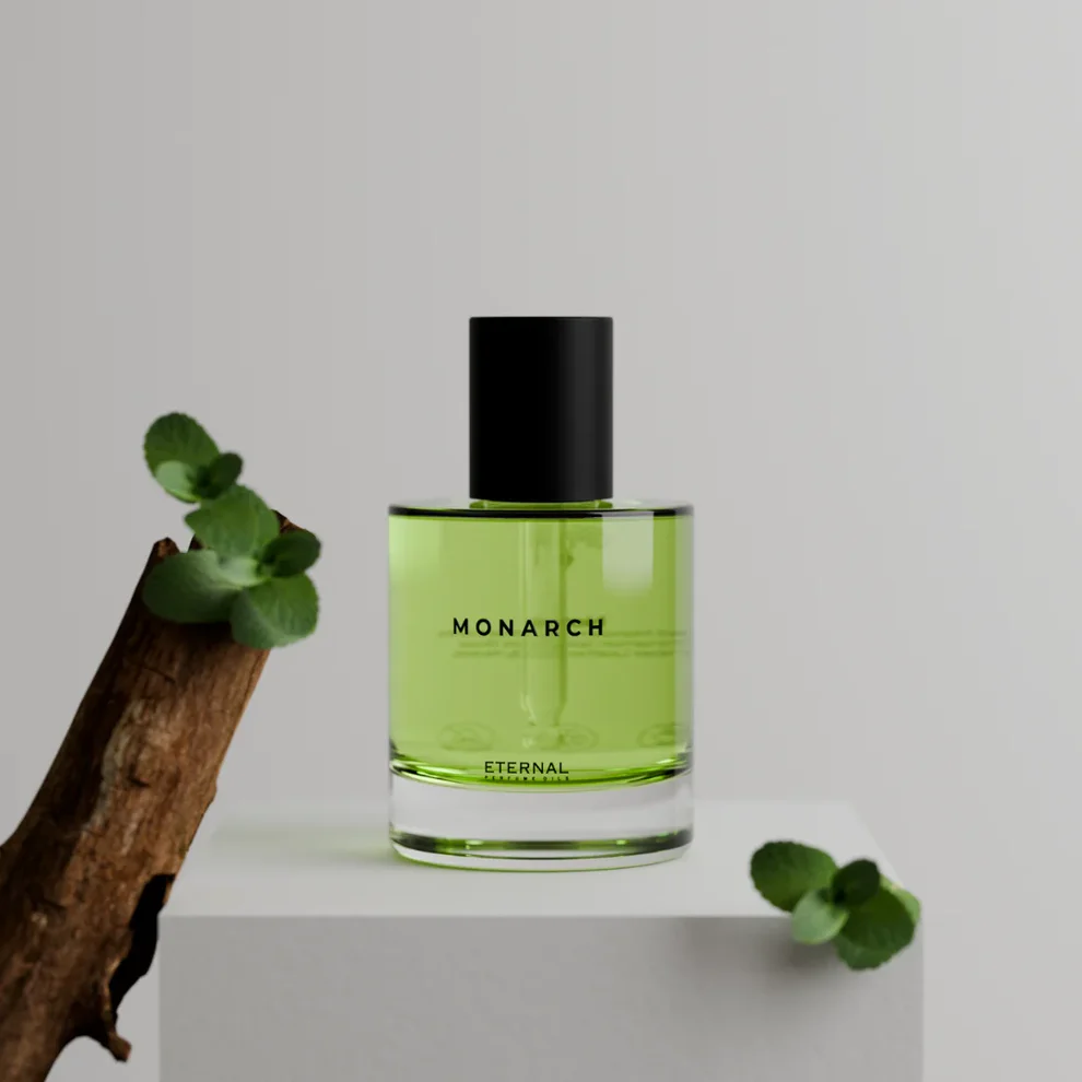 Monarch Fragrance: A Scent for Men, Women, or All? The Gender Appeal Explained