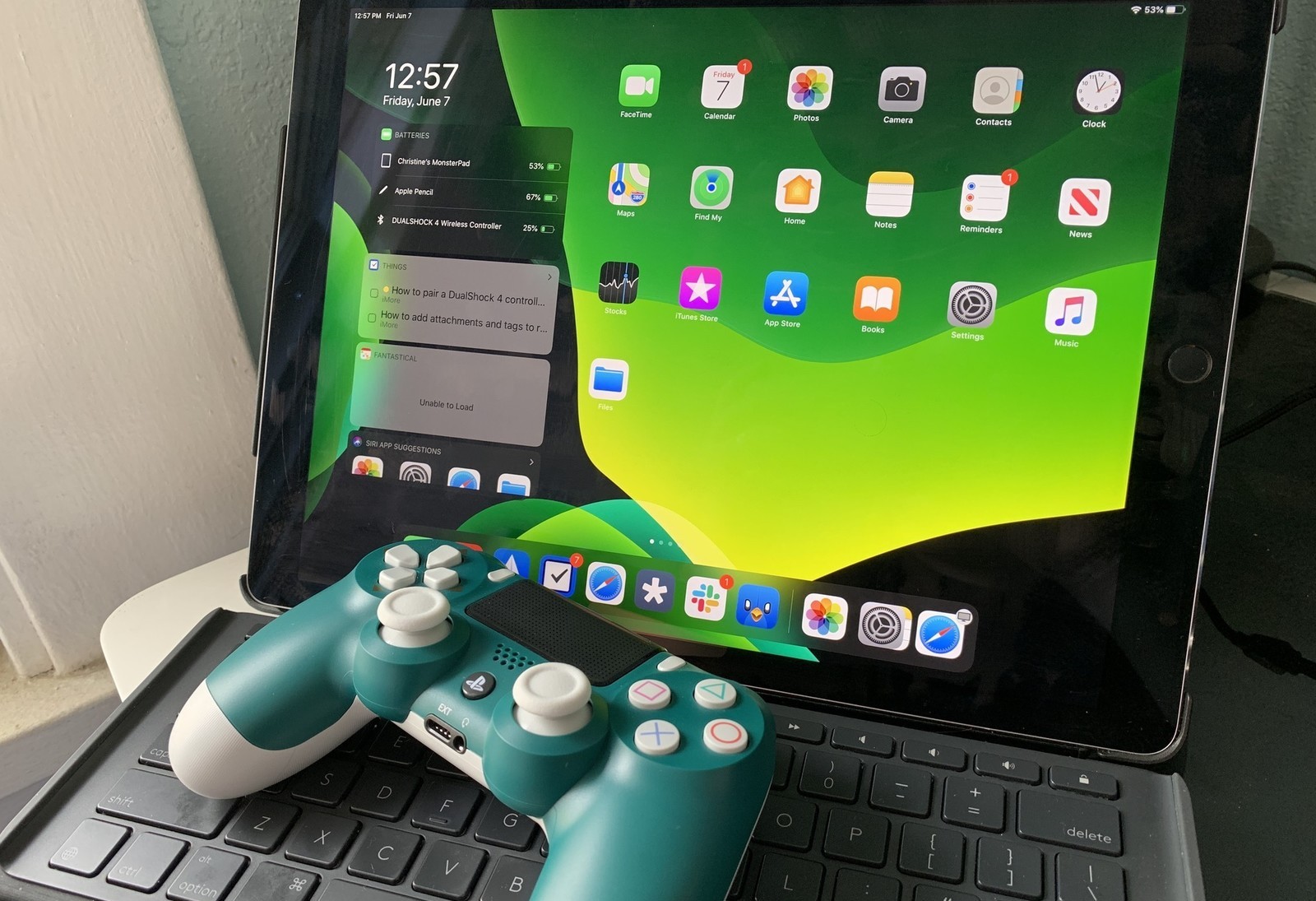 How to Connect a DualShock 4 or Xbox One S Controller with iOS 13 Device