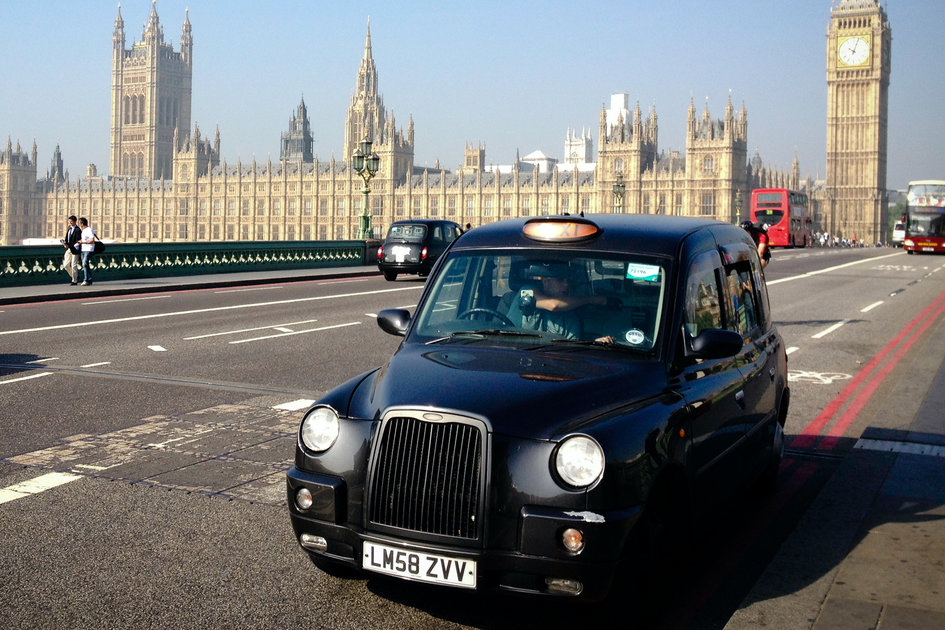 London Airport Taxi Transfers - How to Avoid Hidden Fees