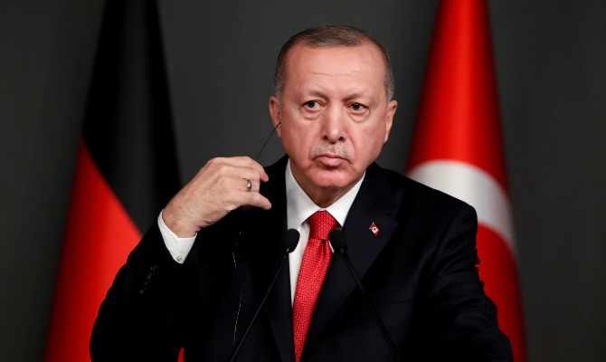 $8bn blow to Erdogan as investors flee Turkey