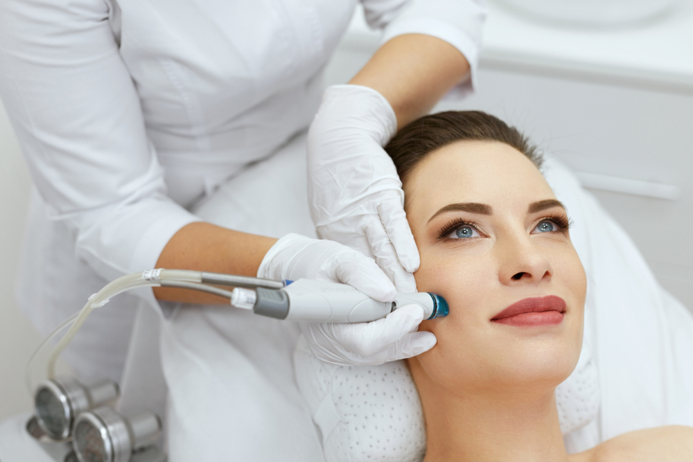 Ways Dry Winter Skin Benefits From Hydrafacials | Glow Bright Med Spa