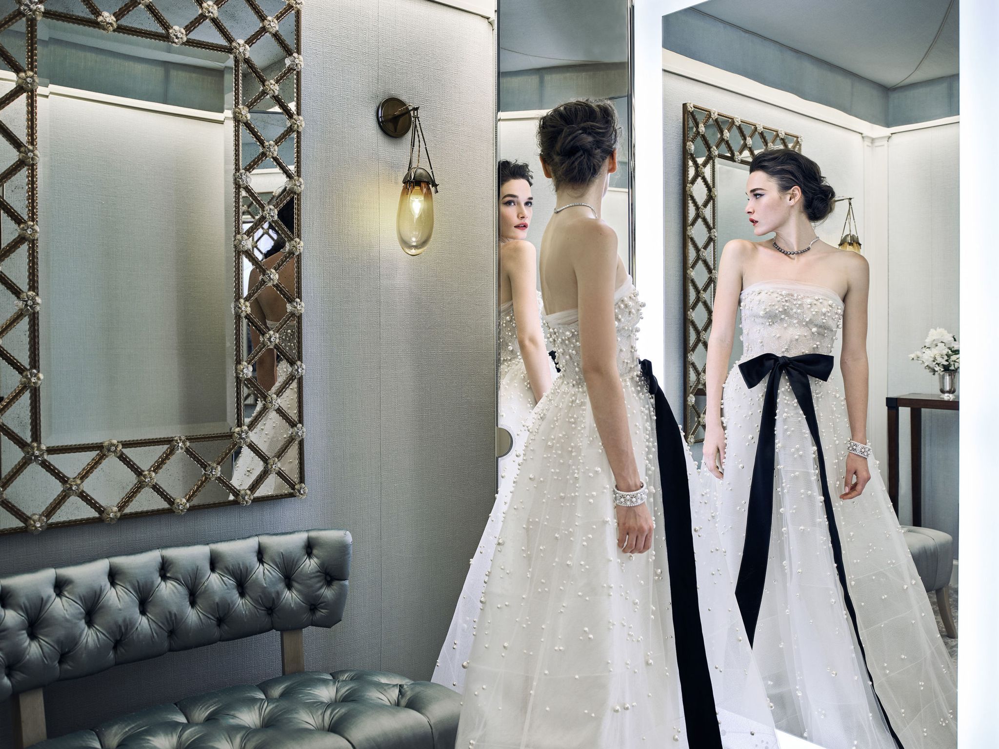 Choosing Strapless Wedding Dresses