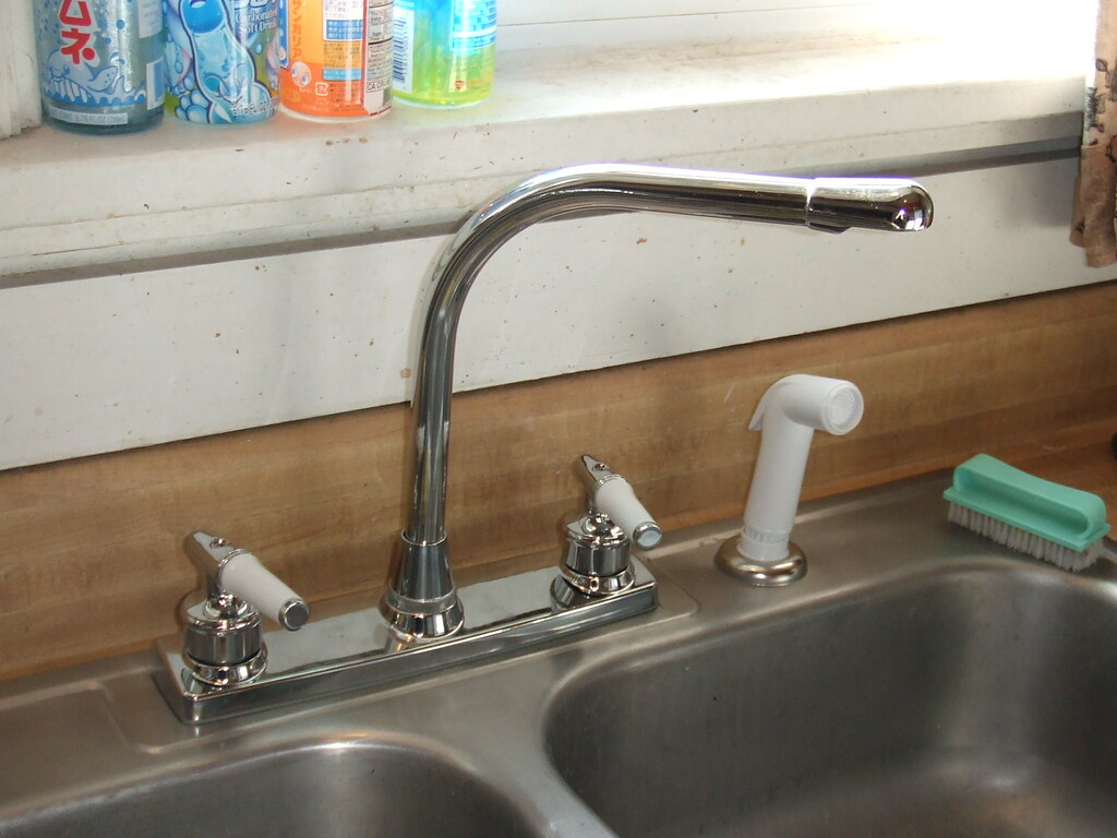 How to Replace a Kitchen Faucet Washer in Sink