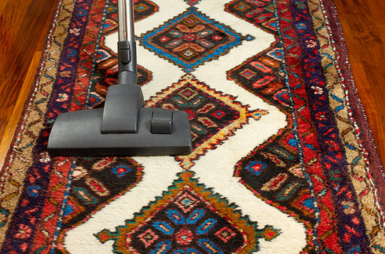 Top 3 Advantages of Outsourcing Indian Rugs Cleaning Over In-house Cleaning Methods  