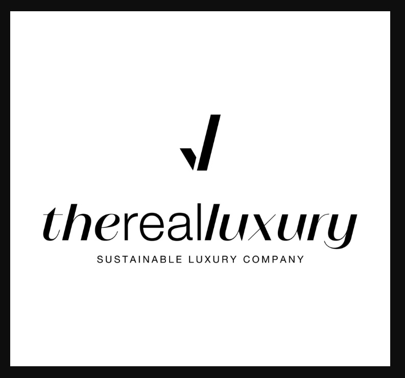 Explore the Art of Luxury: Our Selected Selection of Genuine, Pre-Owned Designer Bags for Women