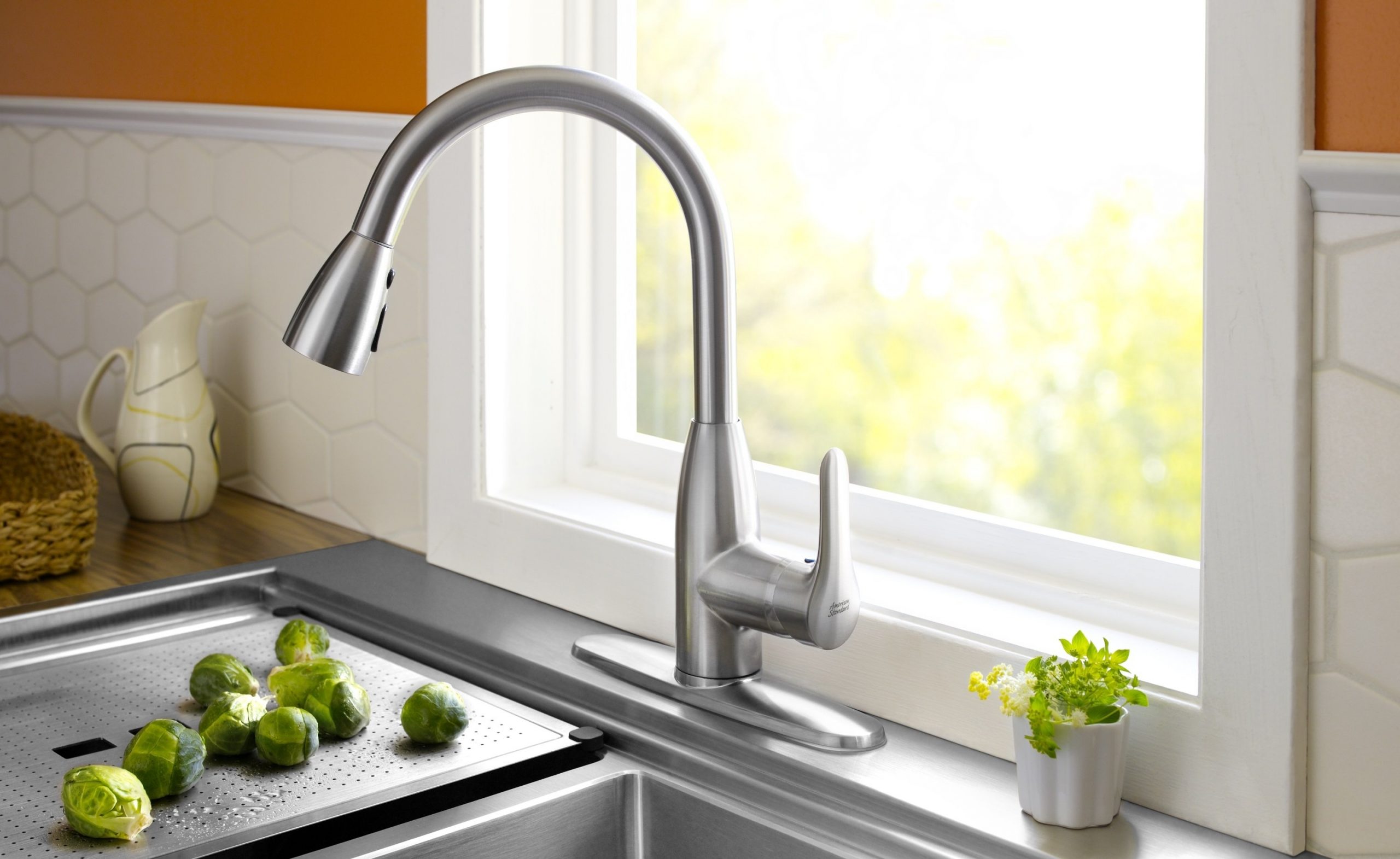 Types Of Kitchen Faucets To Give Your Sink An Amazing Look