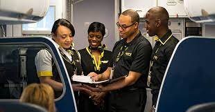 How do I talk to a live person at Spirit airlines?