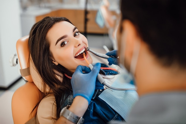 Things You Should Know About Before Visiting a Dental Clinic