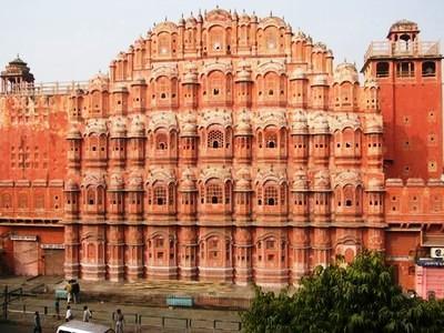 How to Explore Beautiful Sun city with Taxi Service in Jodhpur?