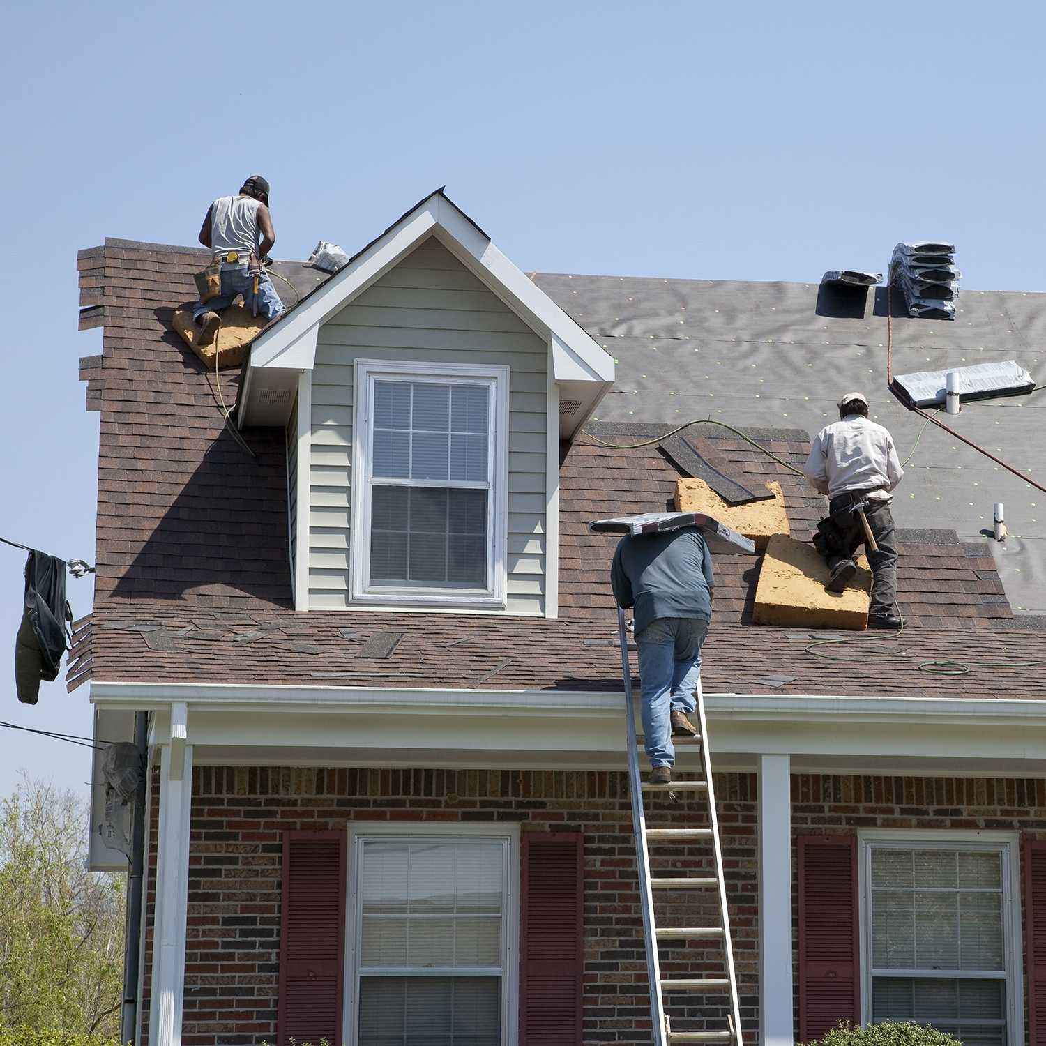 Licensed and insured roofers are extremely beneficial