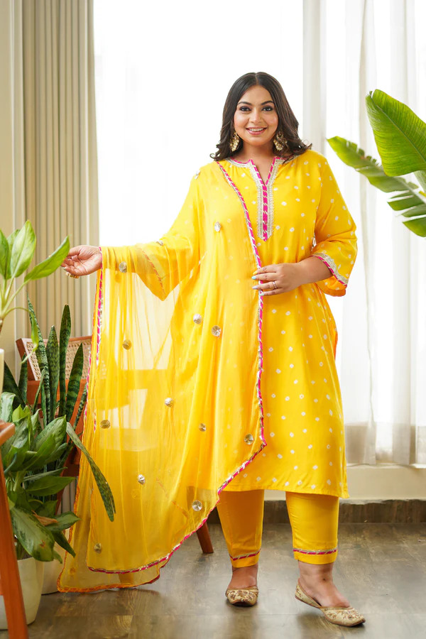 Exploring the Versatility of Kurta Sets for Women: From Traditional to Modern Designs
