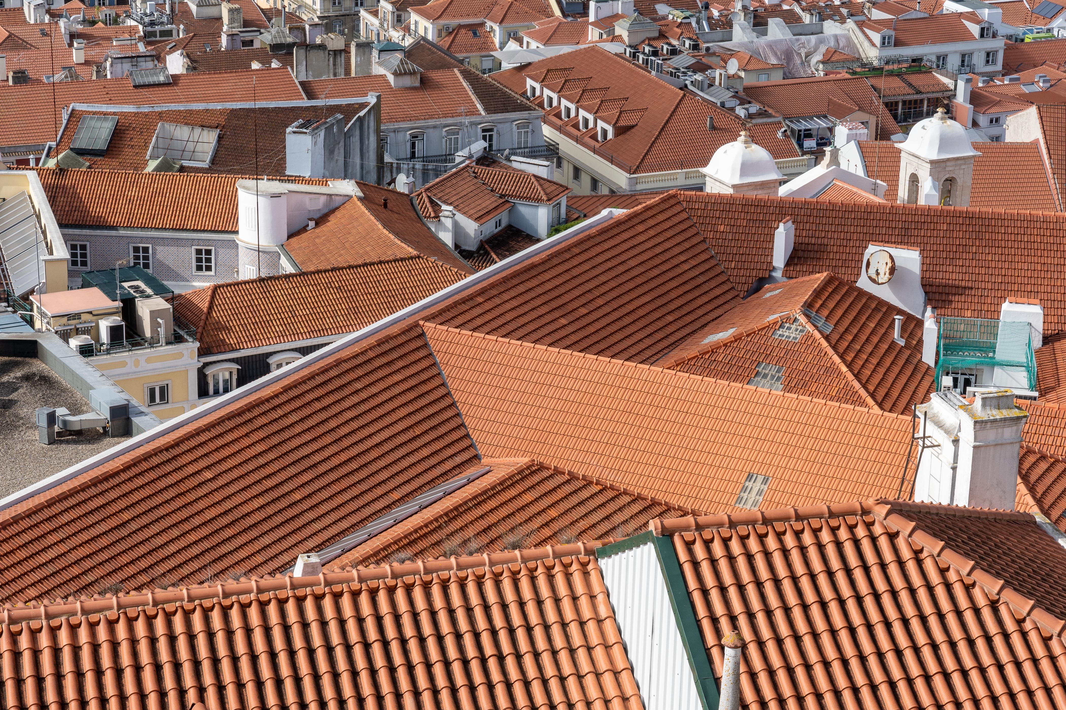 Finding the Best Comprehensive Roofing Services for Your Home