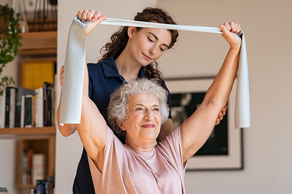 Safety First: How In-Home Personal Trainers Ensure Seniors' Well-Being
