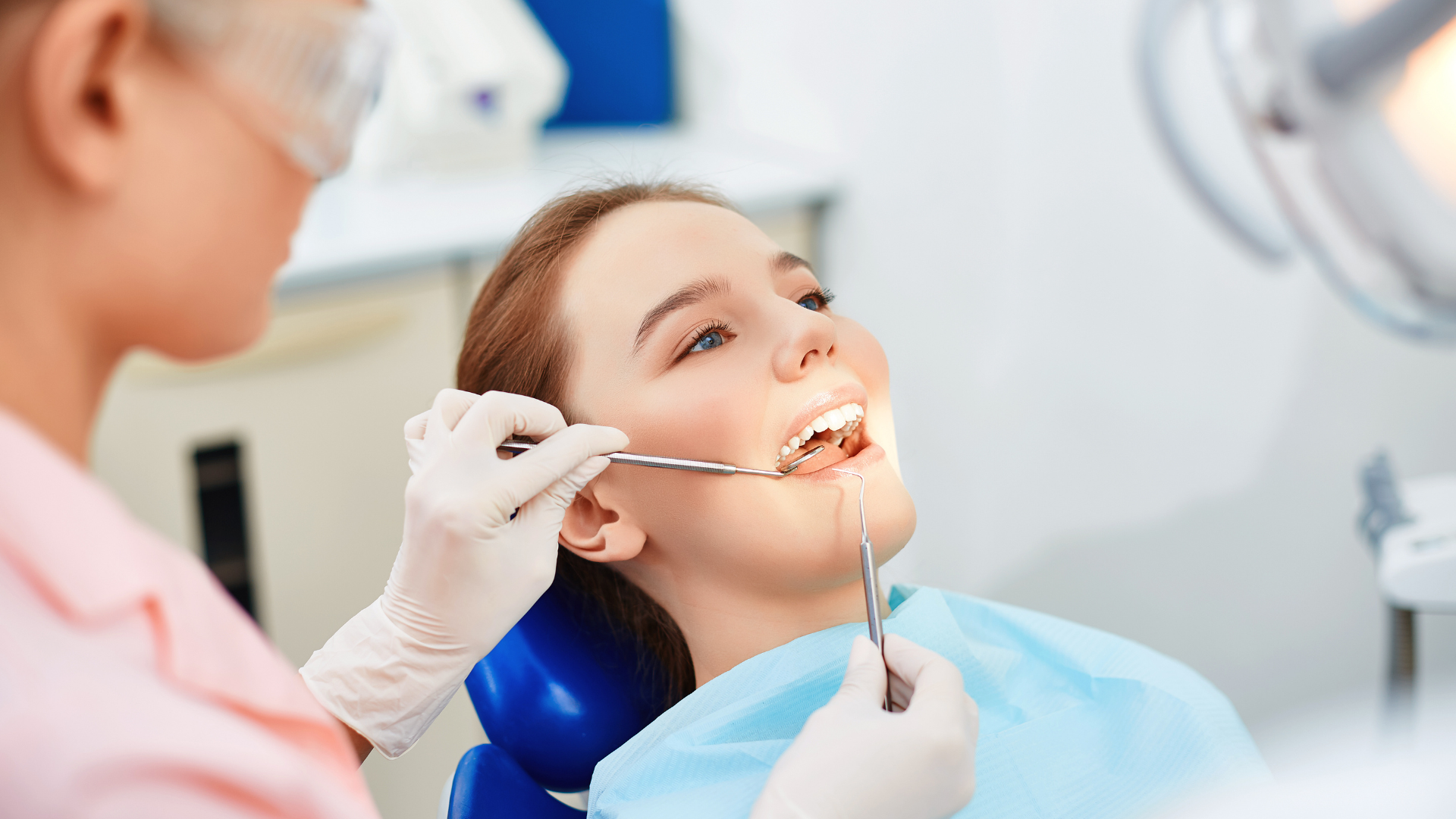 Spotting Trouble Early: Signs You Need a Dental Checkup