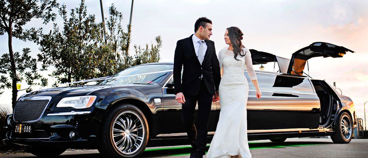 Airport Limo Transport in Oakville – Punctual and Stress-Free Every Time!