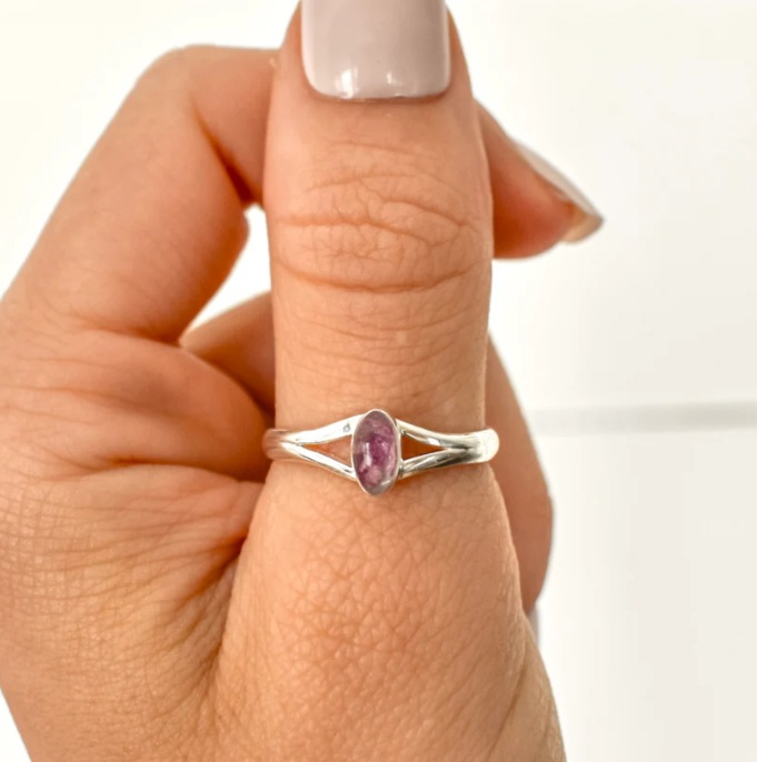 Cherish the departed with human ash cremation rings 