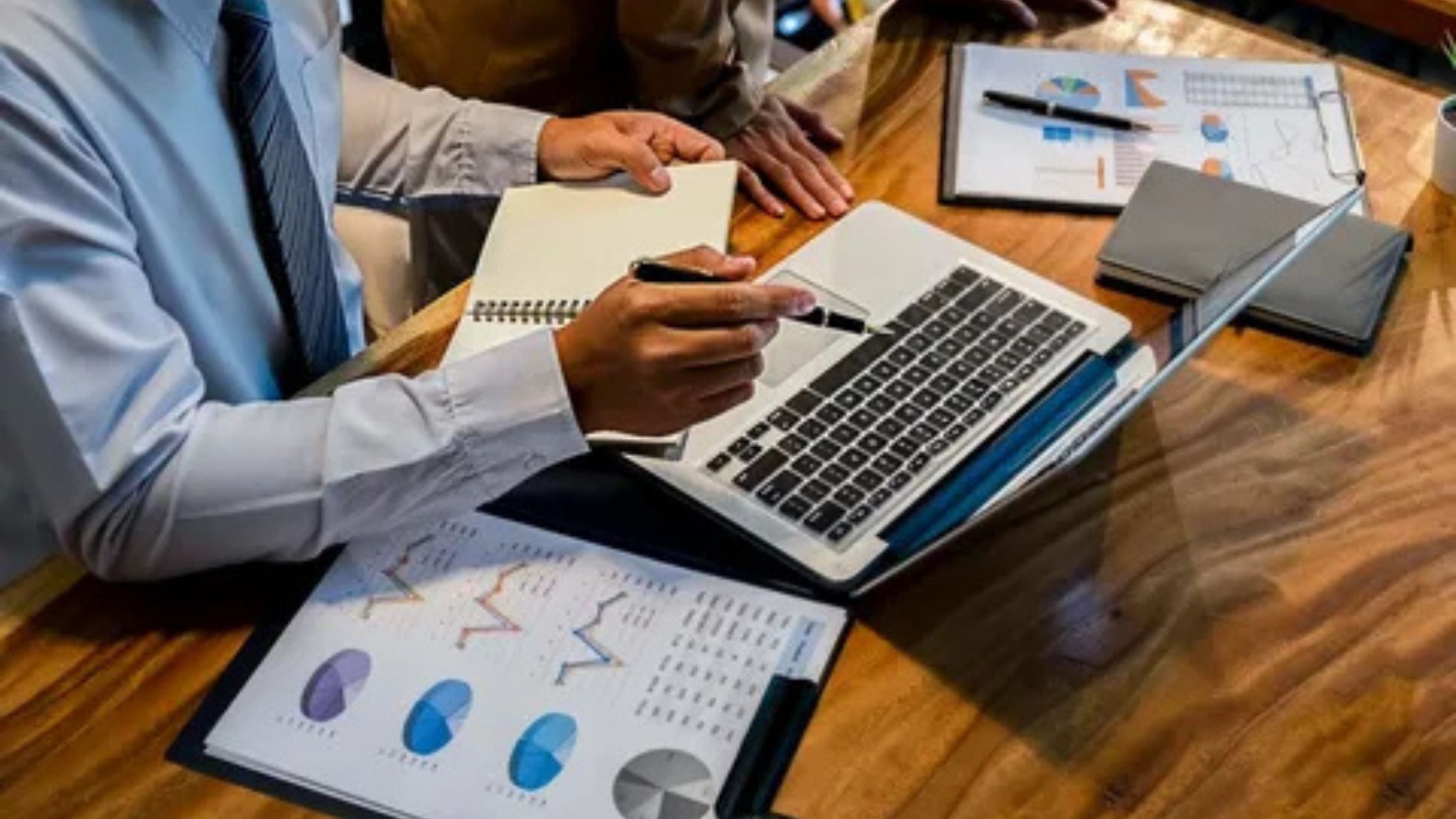 The Smart Way to Build Wealth: Financial Planning and Consulting