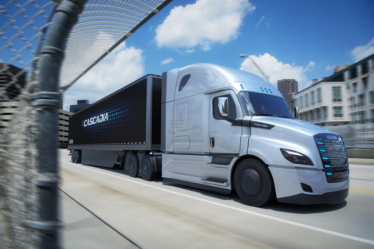 Charging Ahead: Electric Truck Updates, Global Leaders, and Future Growth