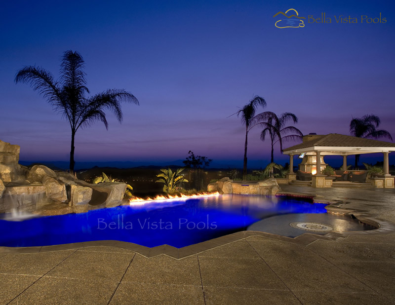 Custom Swimming Pool Builders for Quality and High Standard Pools