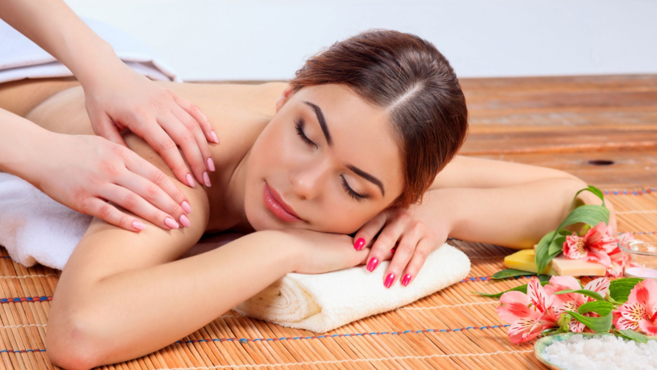How Can a Massage Therapist Improve Your Well-Being?