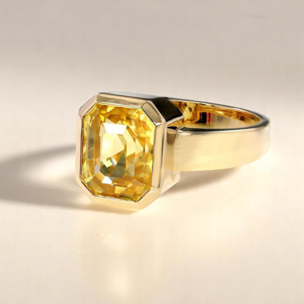 Pairing Yellow Sapphire with Modern Gold Jewelry for a Luxe Look